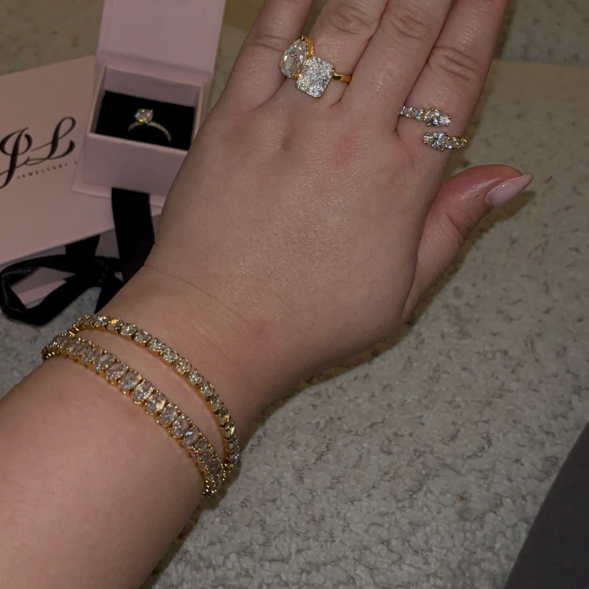 Eterna Glow Bracelet
