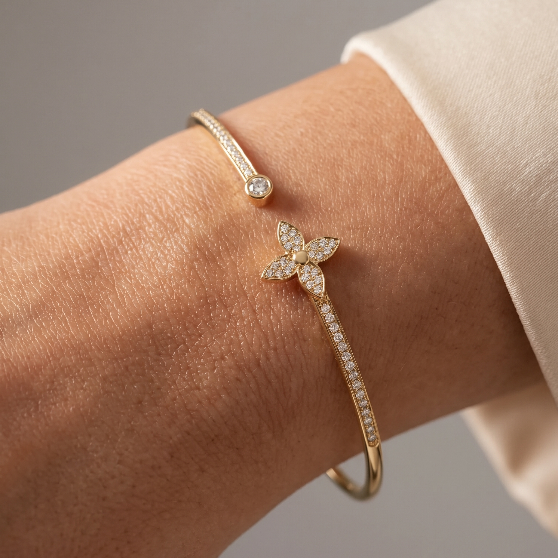 Élora Bloom Bracelet