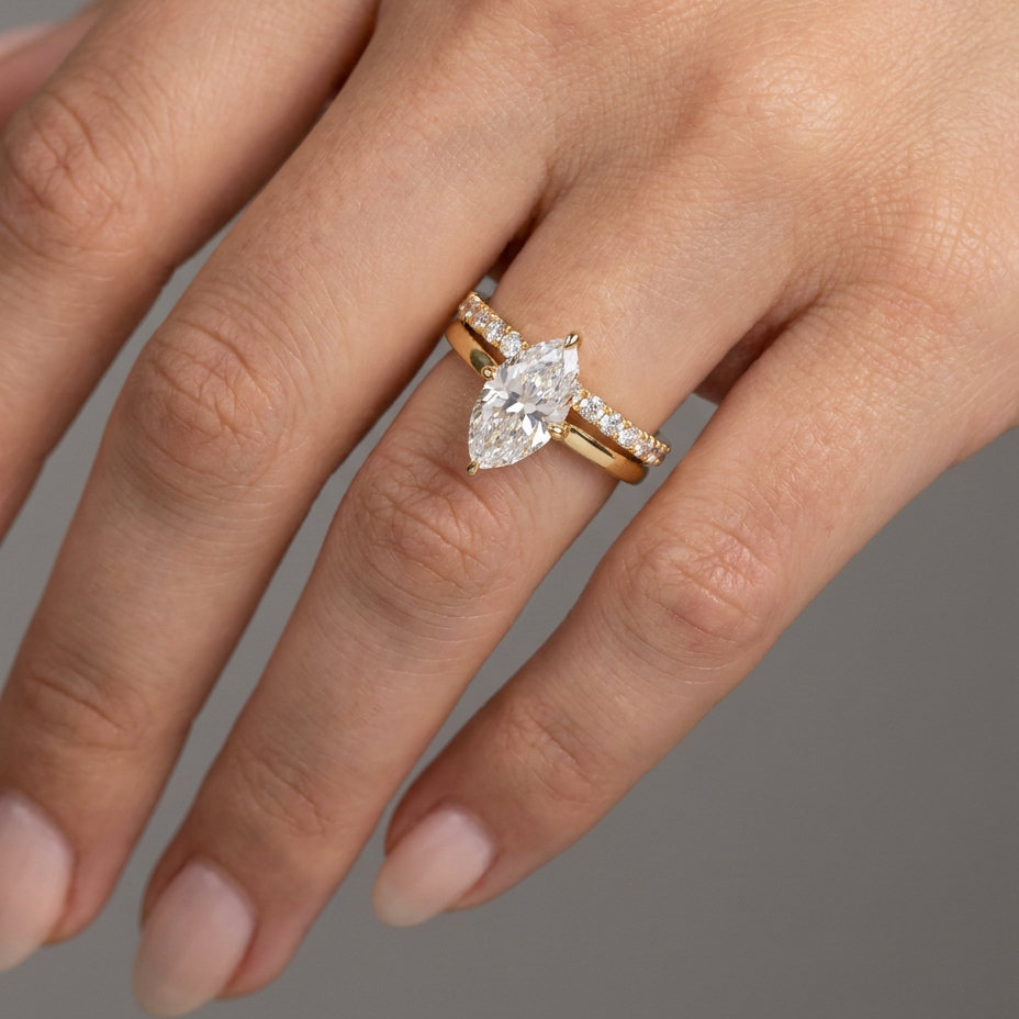 Liora Ring | 925 Sterling Silver