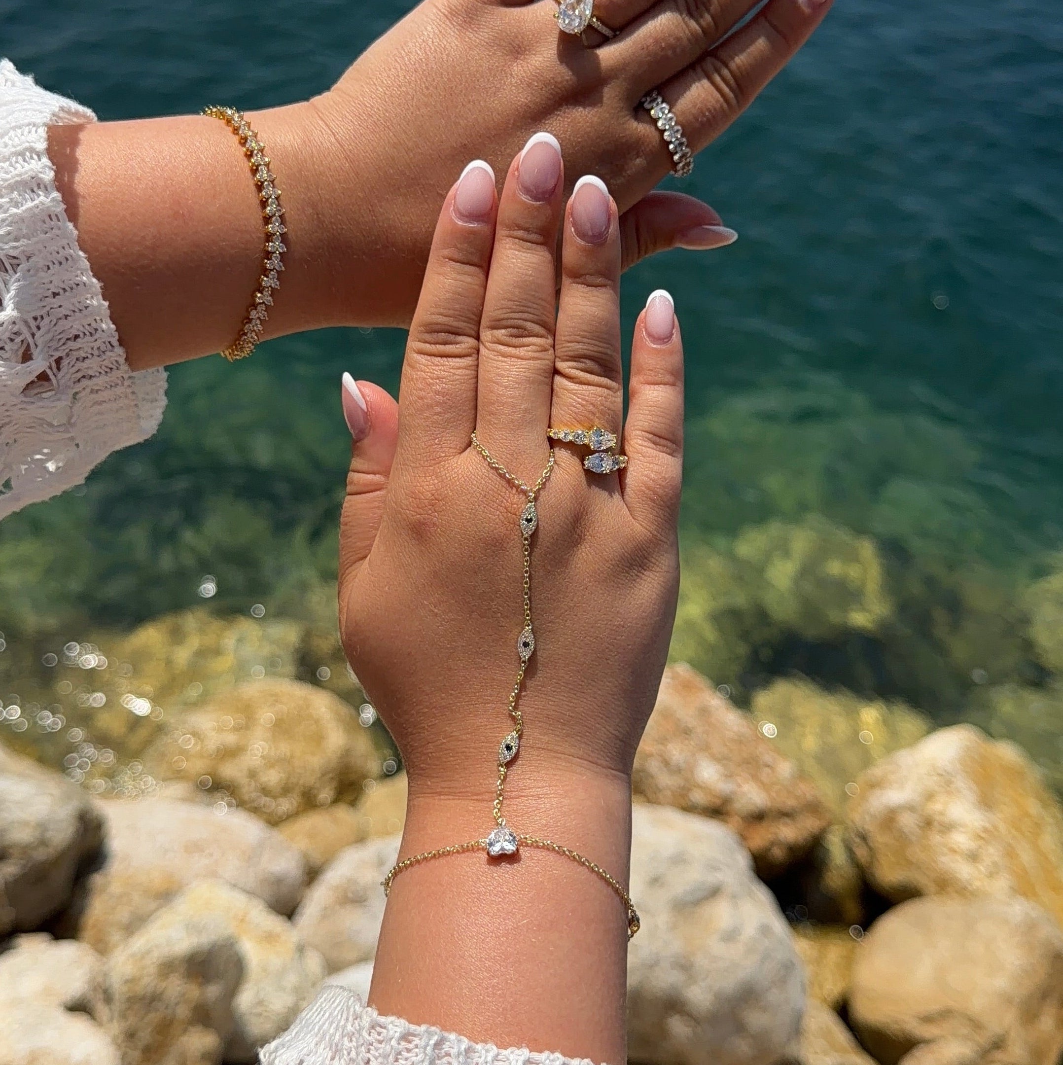 Zafira Hand Chain