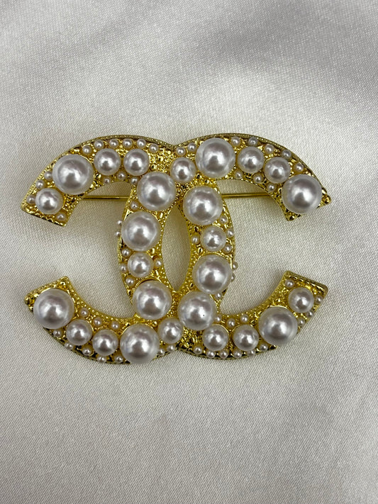 CC Pearl Brooche Limited Edition