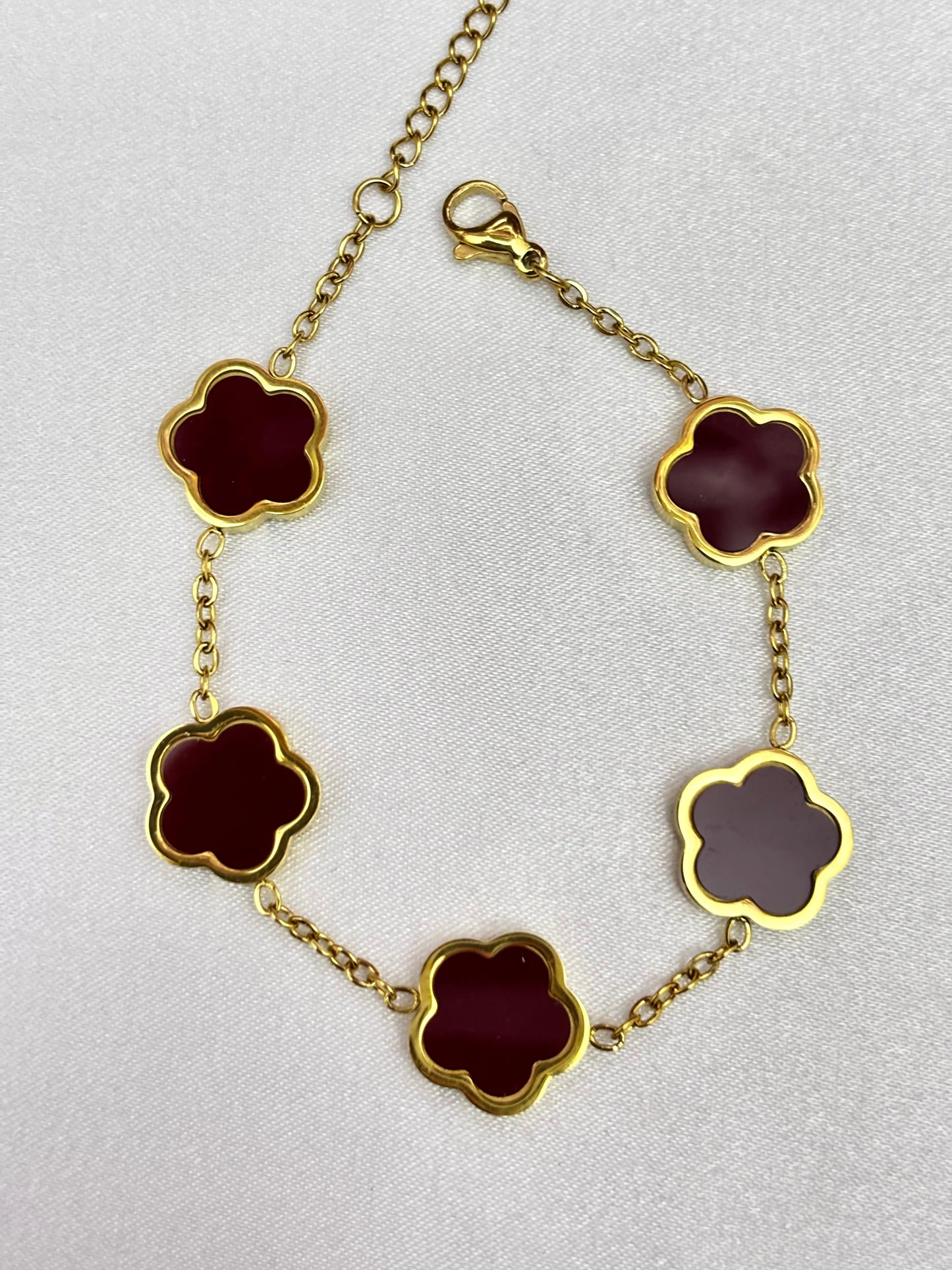 Gold Clover Bracelet