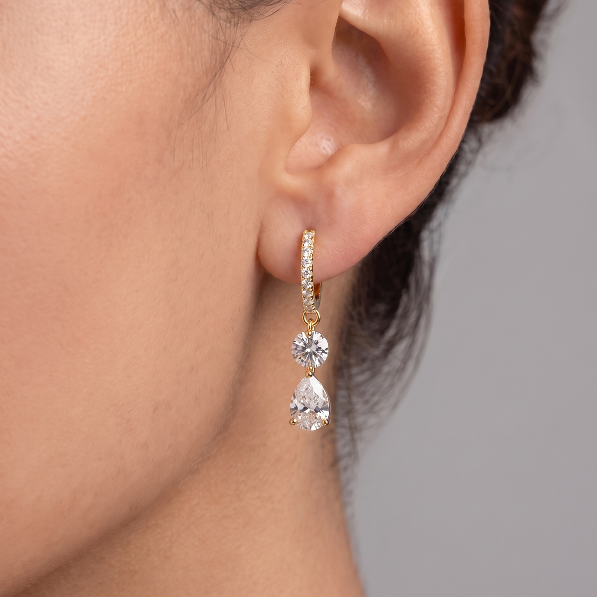 Lunessa Earrings with round and pear-cut zirconia stones