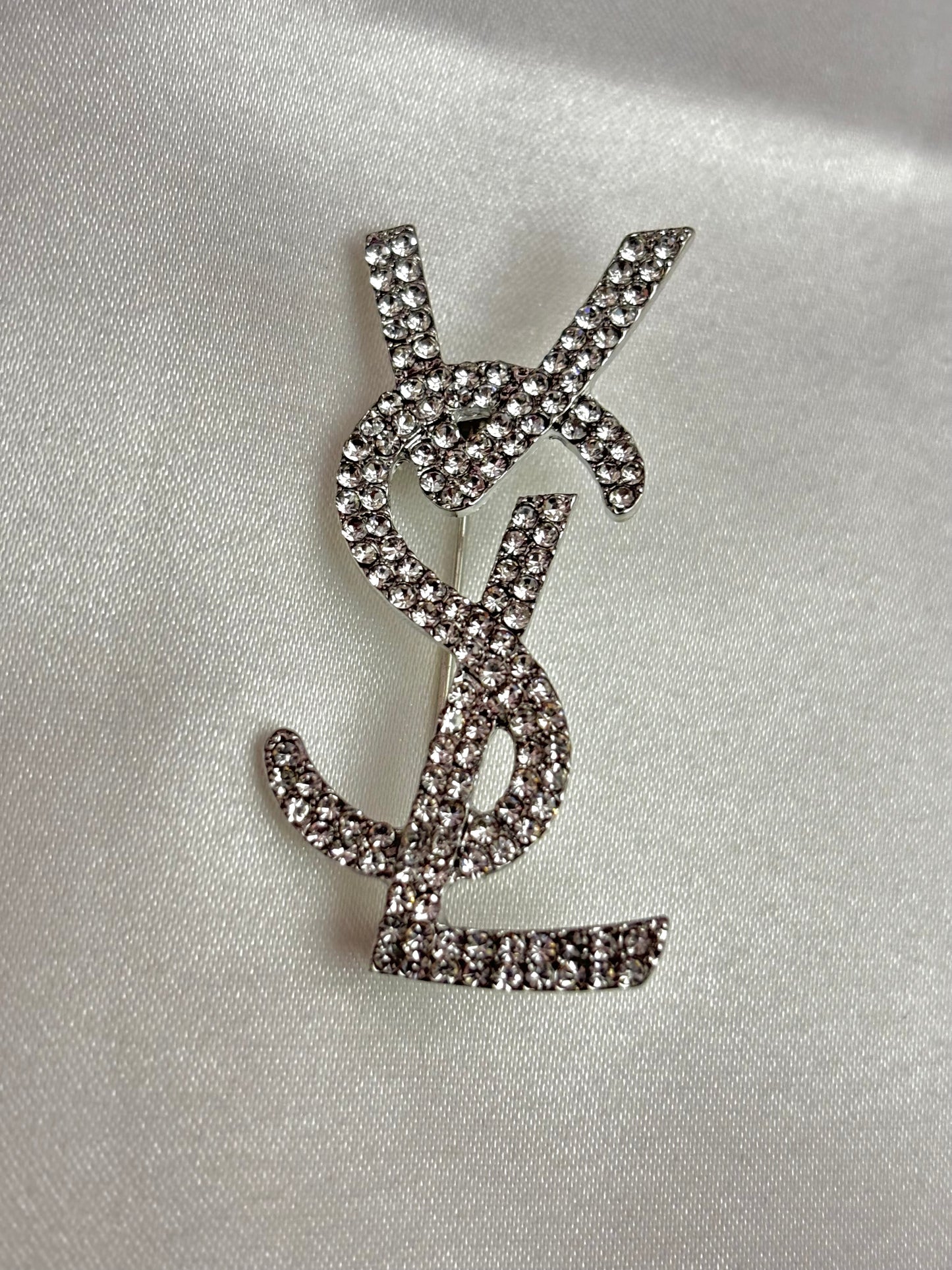 Ys Diamond Brooche Limited Edition