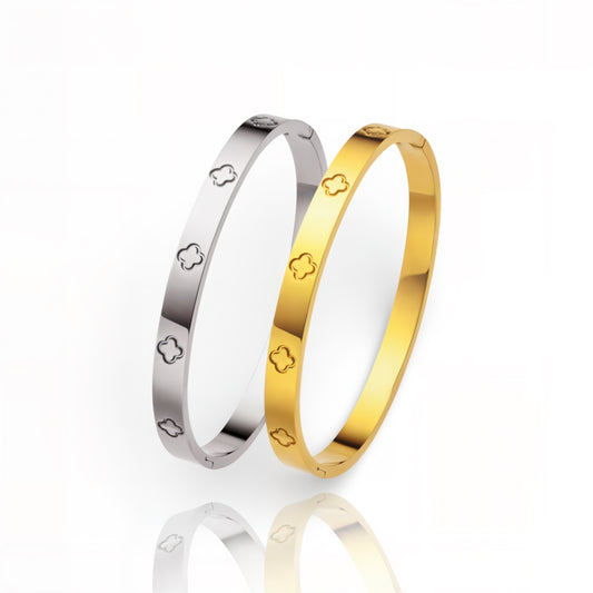 Clover Bangle
