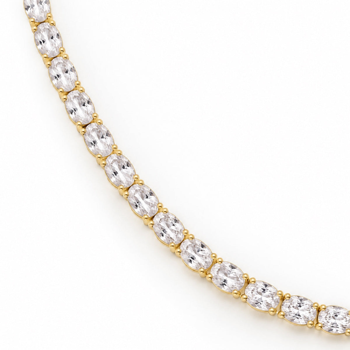 Close-up of Léora Bracelet in gold with oval zirconia stones